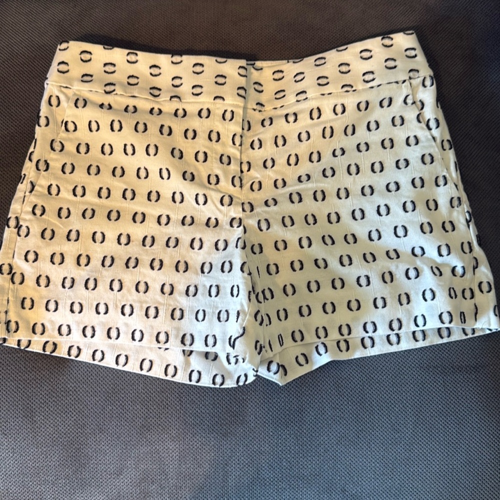 LOFT Womens White Navy Blue Embroidered‎ Geo Riviera Shorts Size 4